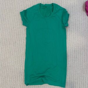 Lululemon short sleeve swiftly tech